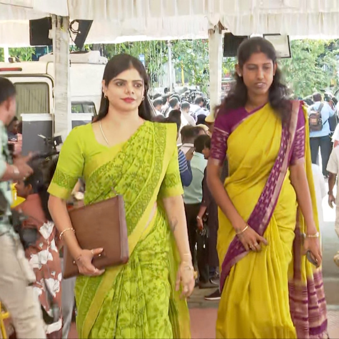 2026 தமிழக பட்ஜெட் கூட்ட - தொடர் தவெக சட்டமன்ற உறுப்பினர் கனிமொழி உள்ளிட்டோர் வருகை TNBudget | CMVijay | TVK | Budget2026 | Kanimozhi #Newstamil24x7 #TamilNaduAssembly
