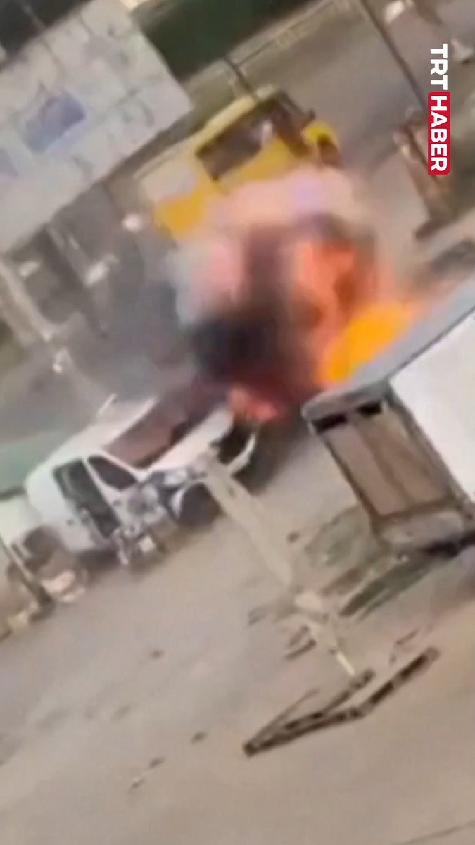 Rus İHA'sı, Ukrayna'da bir sebze satıcısını vurdu. Ağır yaralanan adam hastaneye kaldırıldı.