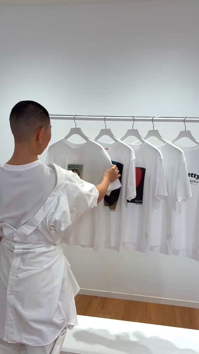📢＜本日からスタート！ 【SHINJUKU ART WEEK】 8/5(水)～8/18(火) UNIQLOはポップアートの旗手、アンディ・ウォーホルにフィーチャーし、最新コレクションとともに新宿エリア4店舗でスペシャルUTme!コレクションを限定販売いたします。 伊勢丹新宿店にて初の個展を開催する、僧侶・メイクアップアーティストとして世界で活動する西村宏堂さんよりコメントをいただきました！