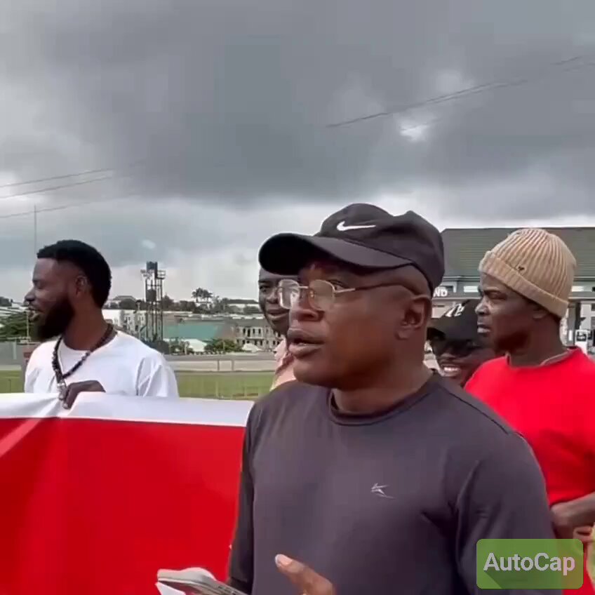 There's something sad in seeing Christian Nigerians living in the UK shouting "Make Britain Great Again" and asking to deport Islamic terrorists. They are 100% right of course. What's sad is that they understand the problem better than the British