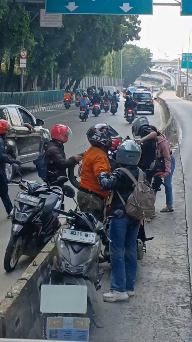 Pentingnya punya otak sebelum punya motor😤