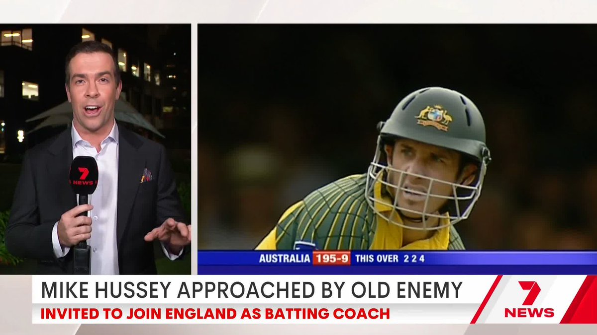 England Test coach Stephen Fleming has made an "informal approach" to Mike Hussey to be England's batting coach, per Tom Morris.
