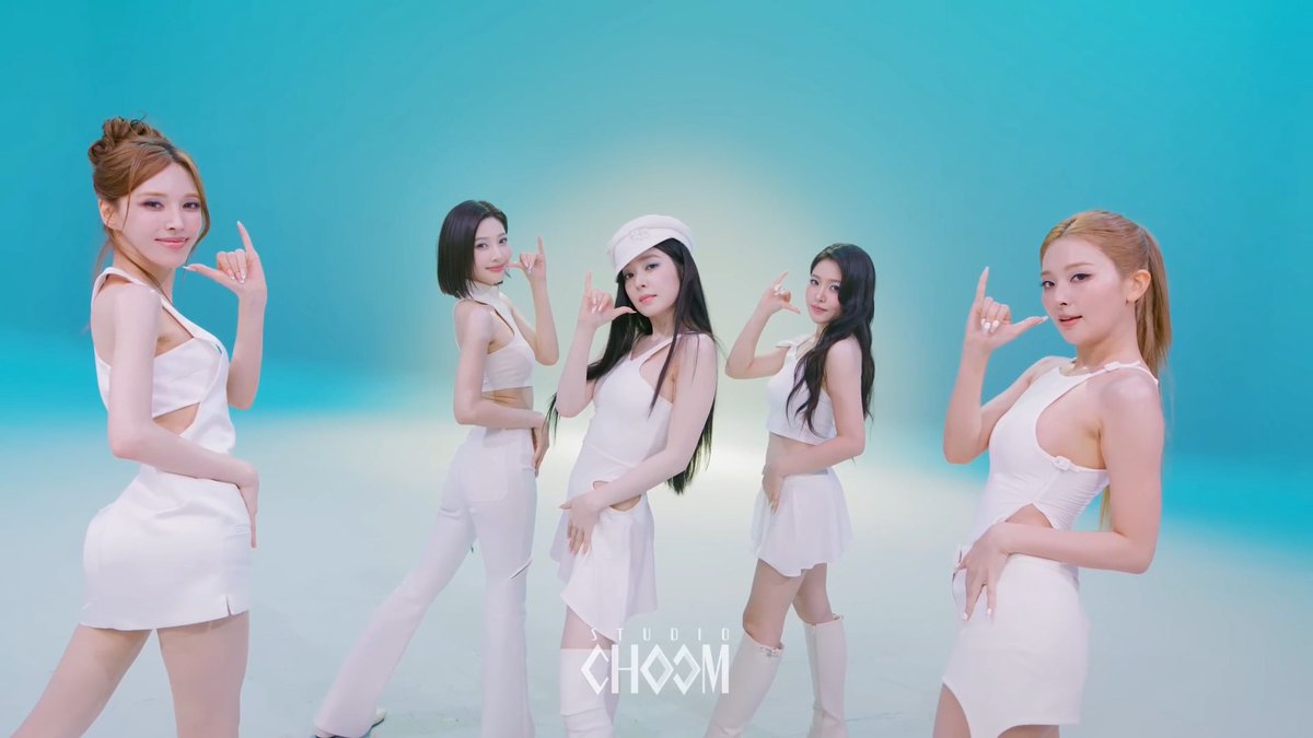 RED VELVET - SURFIN' BOY @ STUDIO CHOOM