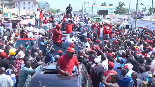 Matiangi through his attack dog MP Kibagendi has decided to address Riggy G namna hatari. Remember Matiangi is on record claiming that he's not interested in backing anyone for the top seat. It's either his way or the highway. This comes barely a day after Justin Muturi & Munya issued a presser to call out Wamunyoro. Ruto must be laughing wherever he is. Chesaa!!