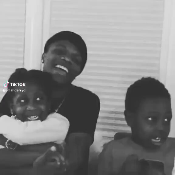 This video of Wizkid singing with these kids is so cute and beautiful🥹❤️