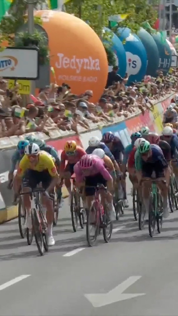 JUST TOO GOOD 💪💨 Jonathan Milan makes it three from three at the Tour of Poland 💯