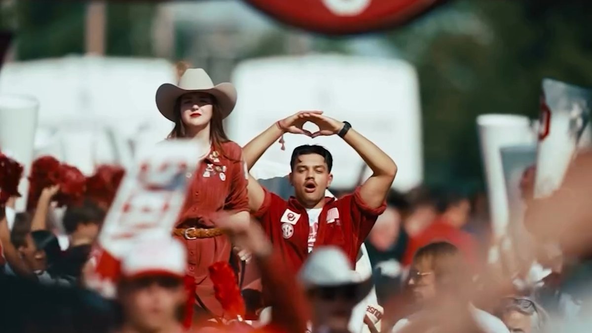 Tailgating season is almost here. ☝️ The North Oval is back as OU's free public tailgating destination, complete with the Pride of Oklahoma, Boomer Bash, food trucks, LED videoboards, giveaways and more. Want to skip the setup? New turnkey tailgating packages at Boyd Lawn make it easy to show up and enjoy gameday in Norman. Make your plans and learn more: