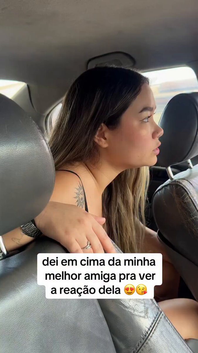 Finge que não gosta mas no fundo...