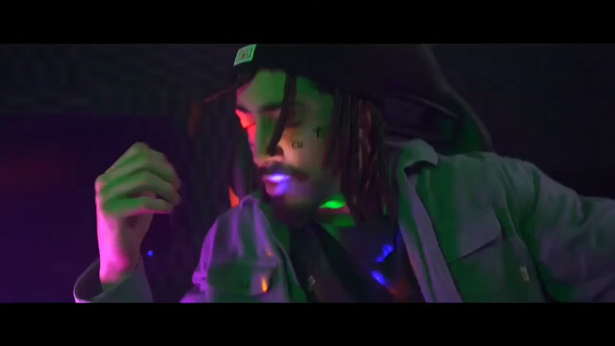 "Don L é o melhor rapper do Brasil" Aí tu vai ver o Don L rimando e é assim: