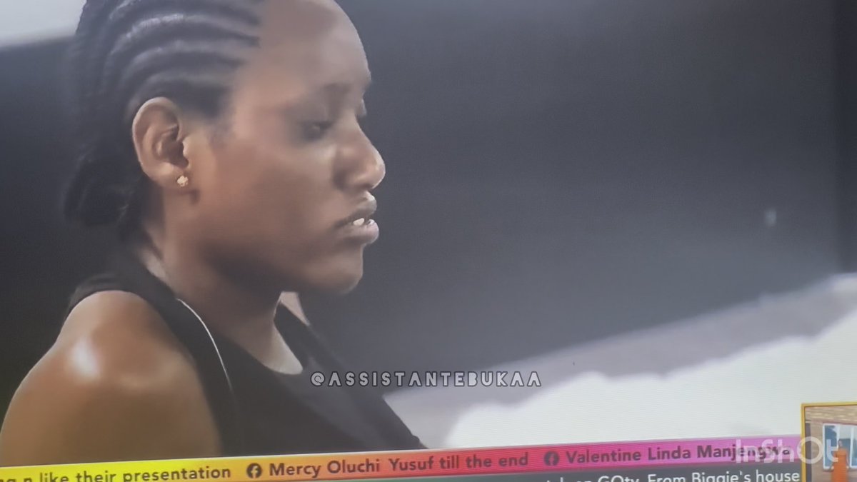 Mercedes vs Oyin 😂😂😂 Imagine fighting with someone and she’s twerkin in your face 😭 #BBNaija