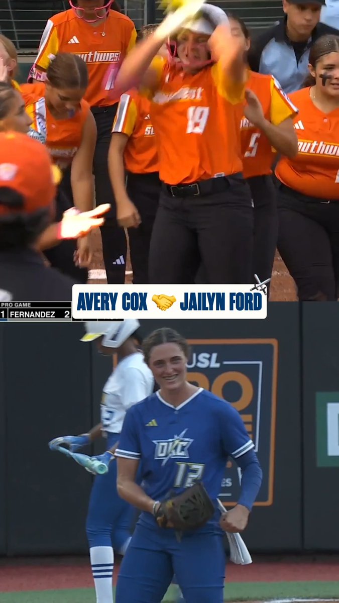 looks like the pros are taking a page from the Little Leaguers ⚔️