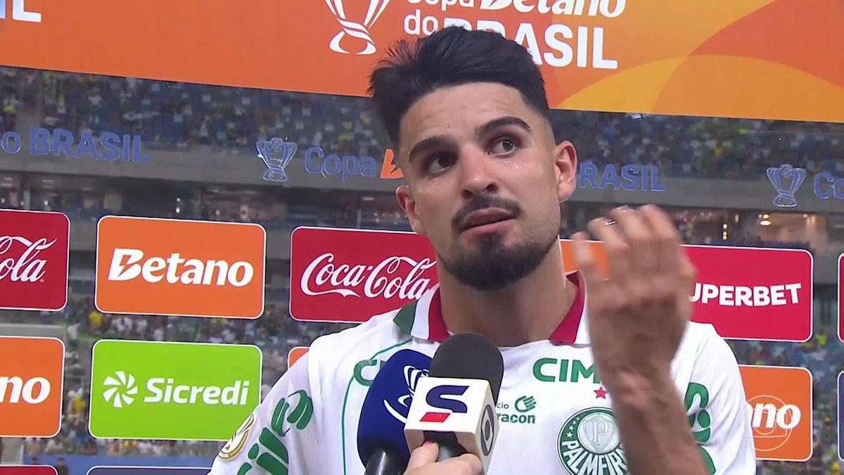 Flaco López reclama de falta não marcada para o Palmeiras no segundo gol do Fortaleza: “Todo mundo viu. Pra mim, foi muito falta. Tem que começar a ser mais rigoroso com as decisões.” 🎥 TV Globo | ge