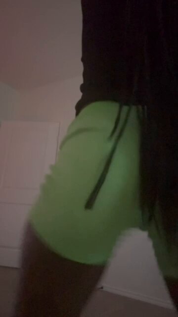 #twerk who got a old instagram i can use for free content