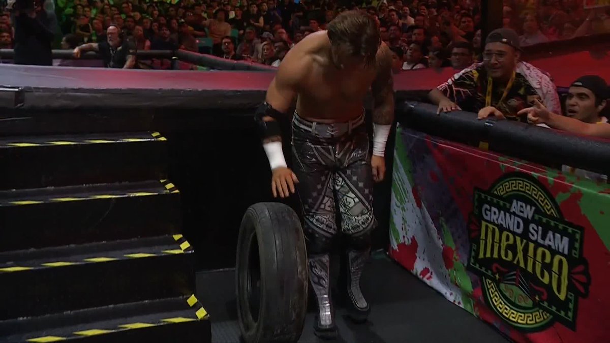 Ospreay found a car tire to use as a weapon! Watch #GrandSlamMexico LIVE on TBS &amp; HBO Max