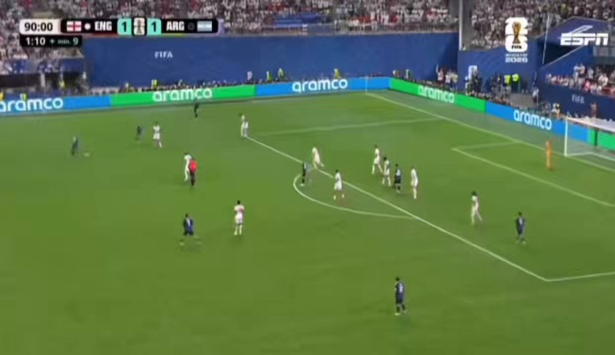 “Achicado Inglaterra porque sabe que Argentina se lo puede ganar” dsp el gol de Lautaro y el grito que unió a todo un país,sin dudas.Un partido con más sentimiento y pasión que quedará por siempre en la memoria.