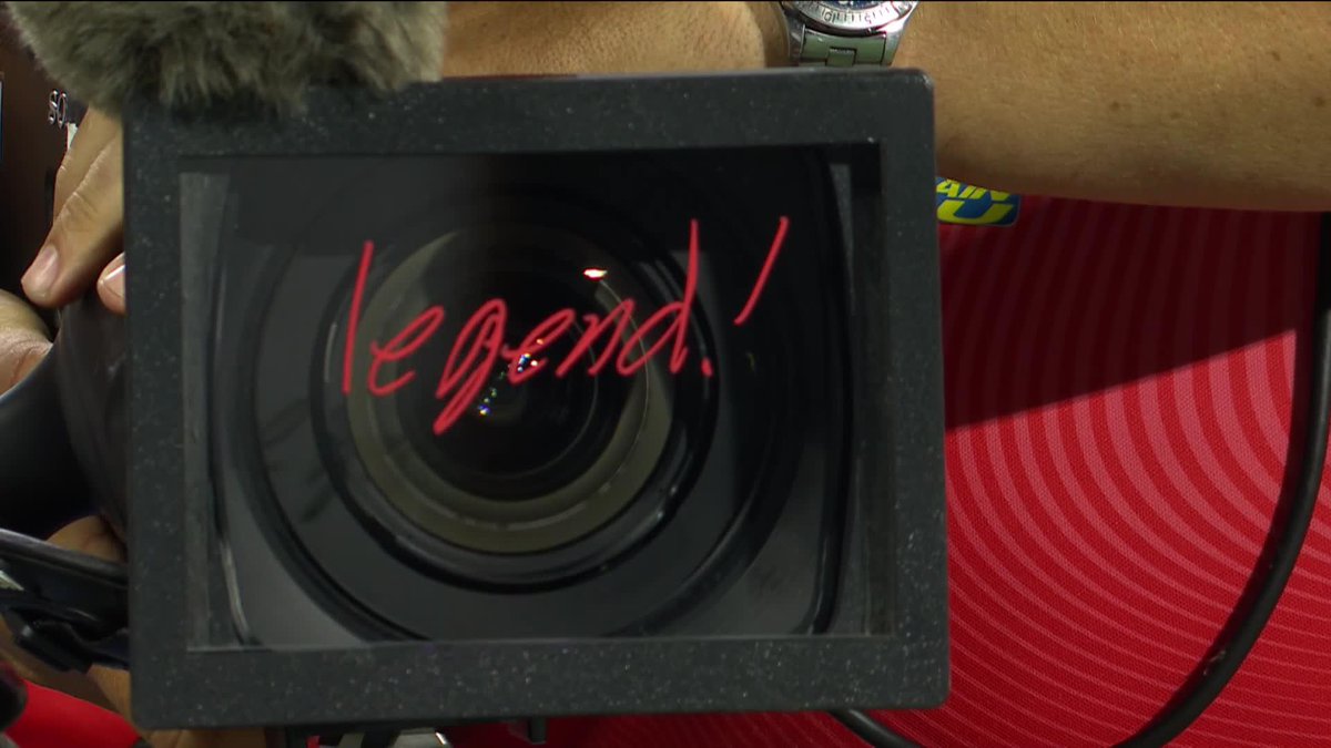 La dedicatoria de Tien para Monfils: "leyenda". 🥹 📺 Mirá #Montreal en el Plan Premium de Disney Plus.