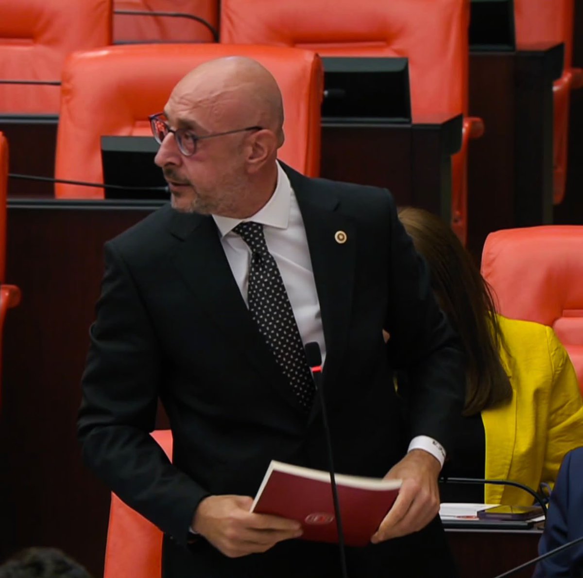 Yürüttüğünüz süreç de imzaladığınız metin de suçtur!
