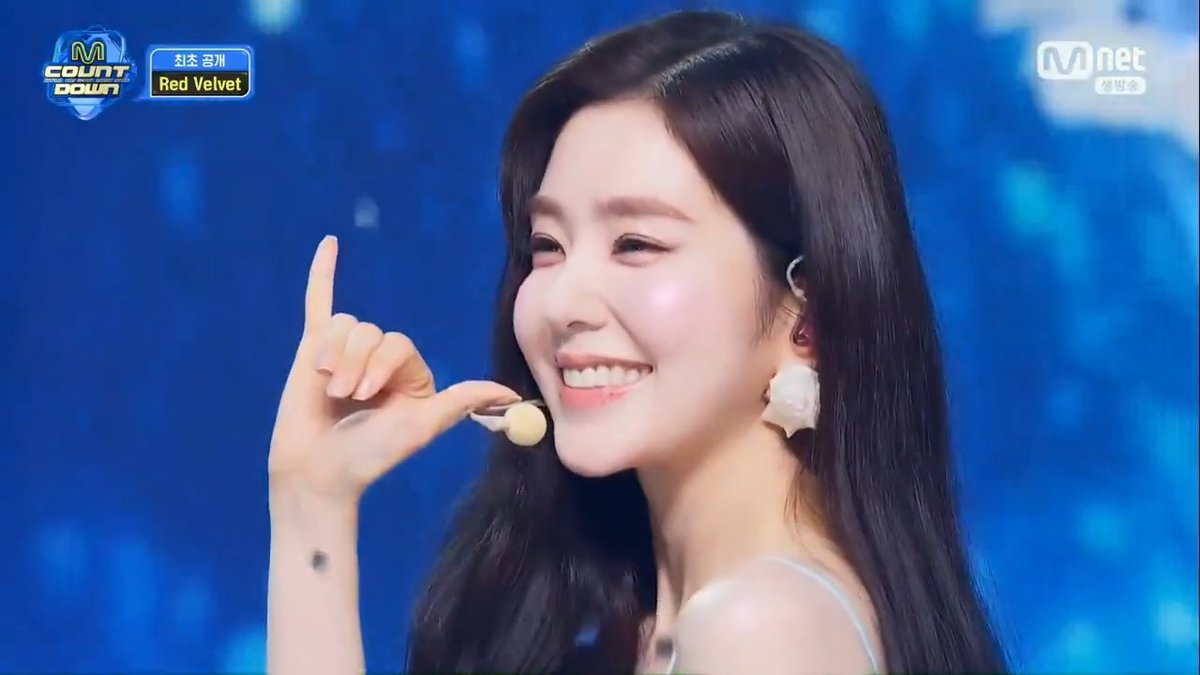 RED VELVET SURFIN BOY ENDING FAIRIES 😍😍😍😍😍