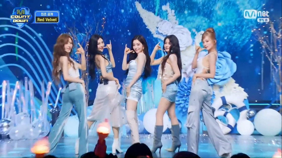 RED VELVET - SURFIN' BOY @ MCOUNTDOWN