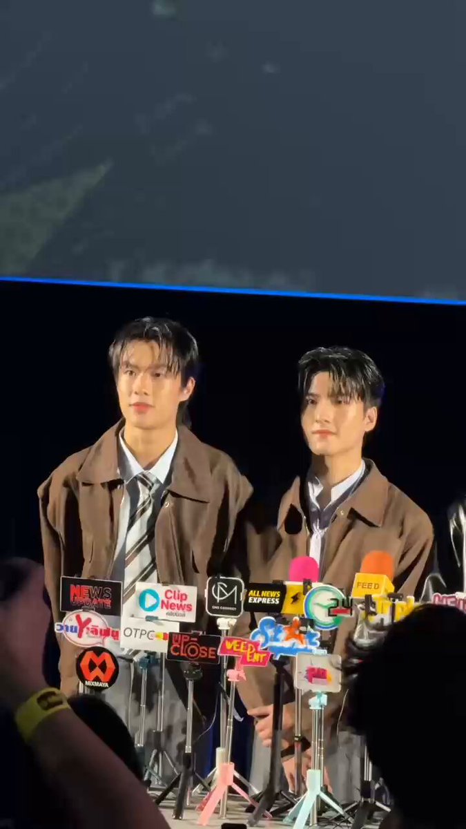 อีกไม่กี่นาทีจะได้เจอกันแล้วนะ✨🔮🤟🏻 #UnluckyBaeEP1 “จุดจีบสายมู Unlucky Bae”🔮 ทุกวันพฤหัสบดี เวลา 20:30 น. ทางช่อง GMM25 และรับชมย้อนหลังที่แรกทาง Netflix เวลา 21:30 น. #UnluckyBae #GMMTV Tupthong Nattapat Nimjirawat napat_un ⁦stamp_panachkorn⁩