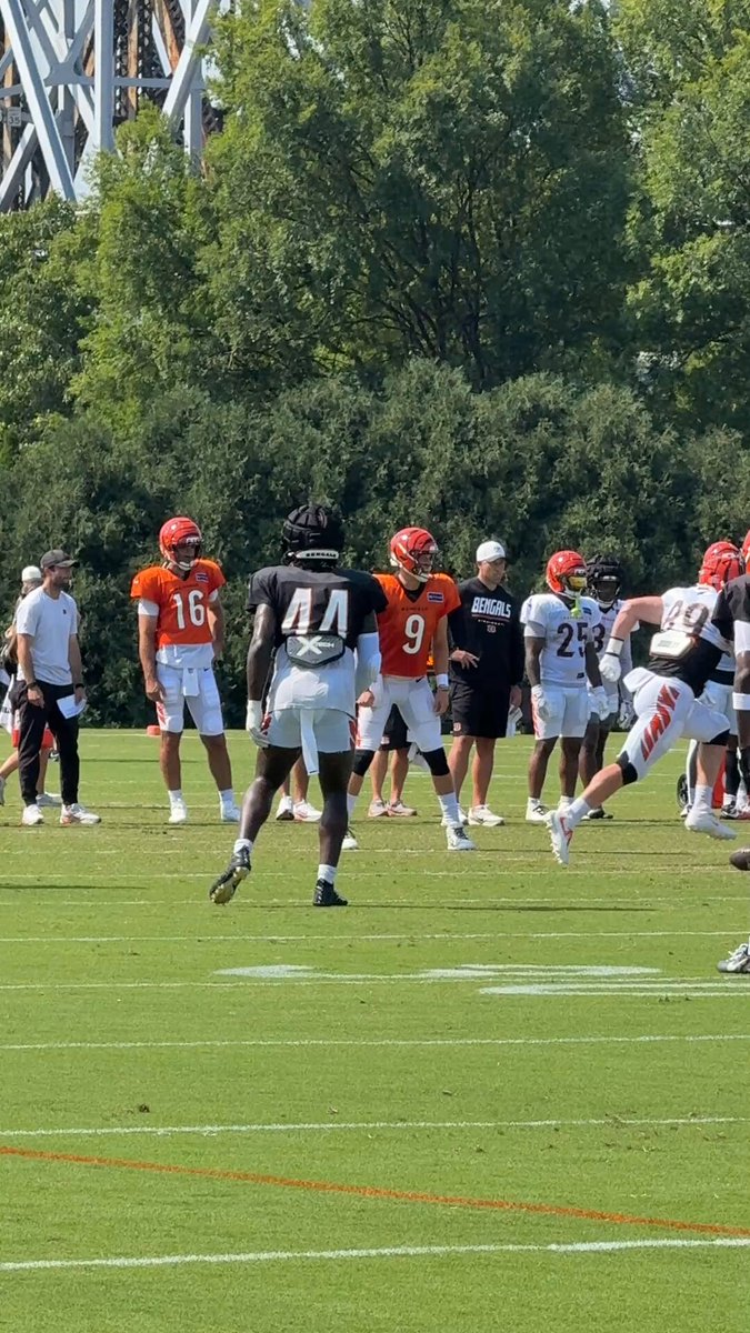 #Bengals rookie WR Colbie Young continues to impress at camp. Nice grab here with Demetrius Knight Jr. and Jordan Battle in coverage. FOX19 NOW