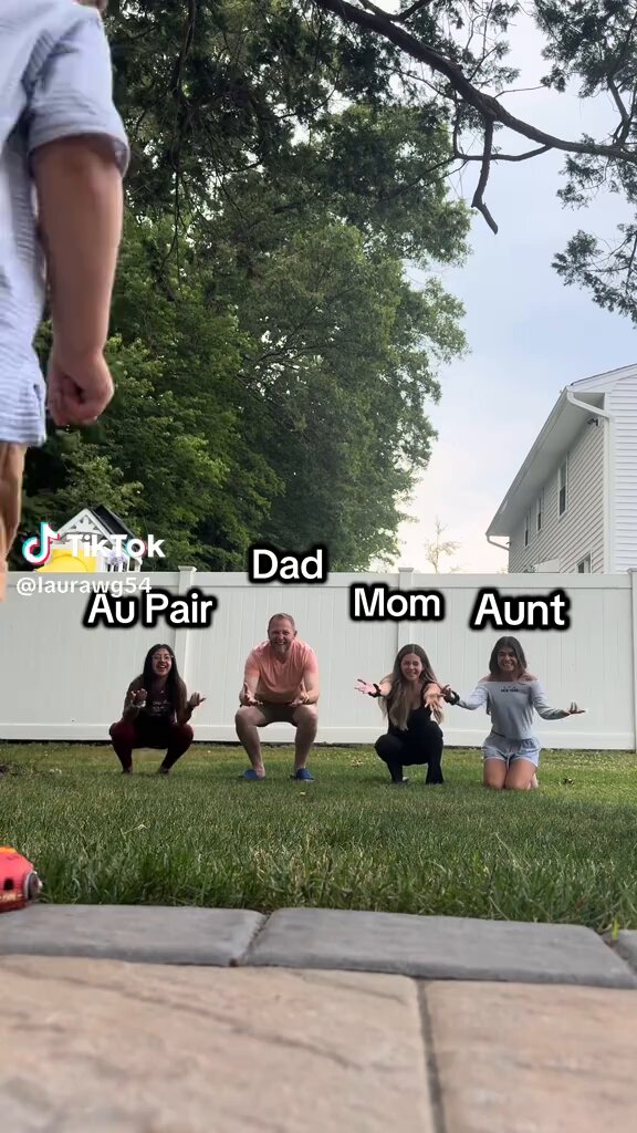 che grandissima voglia di prendere,partire in America facendo l’au pair🥹🥹 Che esperienza meravigliosa ,ho l’ultimo anno per poterlo fare… cosa aspetto non lo so..