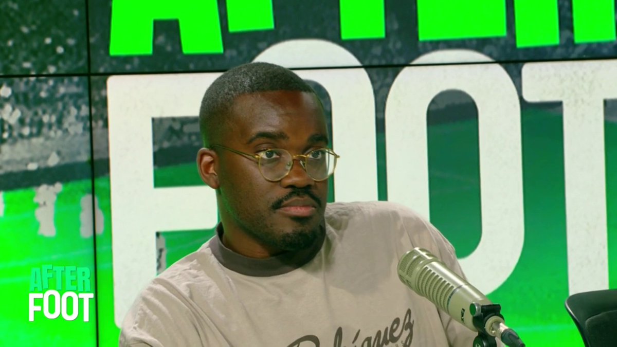 🎙️ Roger, fidèle auditeur de l'After, nous parle du PSG et de certaines individualités après la défaite parisienne 3-0 en amical face à Majorque : "Florent, tu continues de t'enfoncer avec Chevalier. Il faut que tu admettes qu'il est nul."