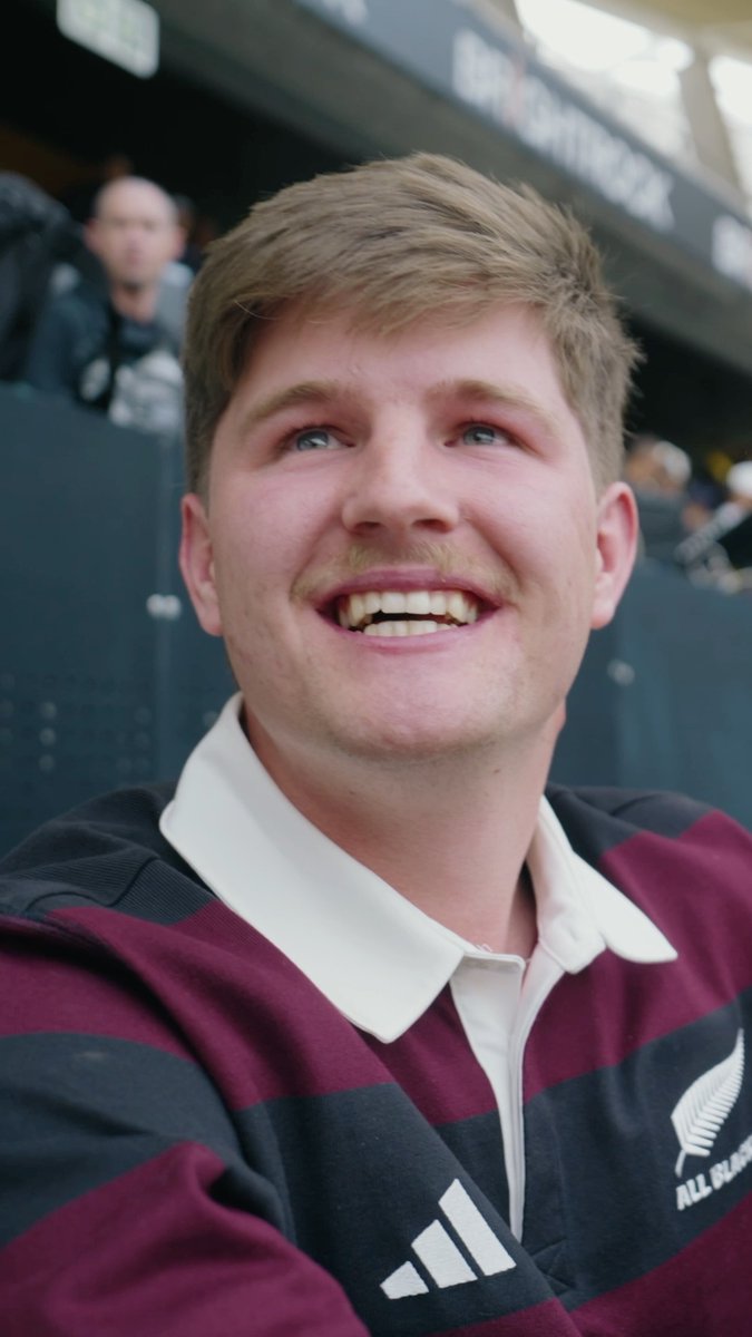 Our fans 🥹🎓 Watch more behind the scenes ~ Behind the Fern live now at & our app. Brought to you by Toyota.