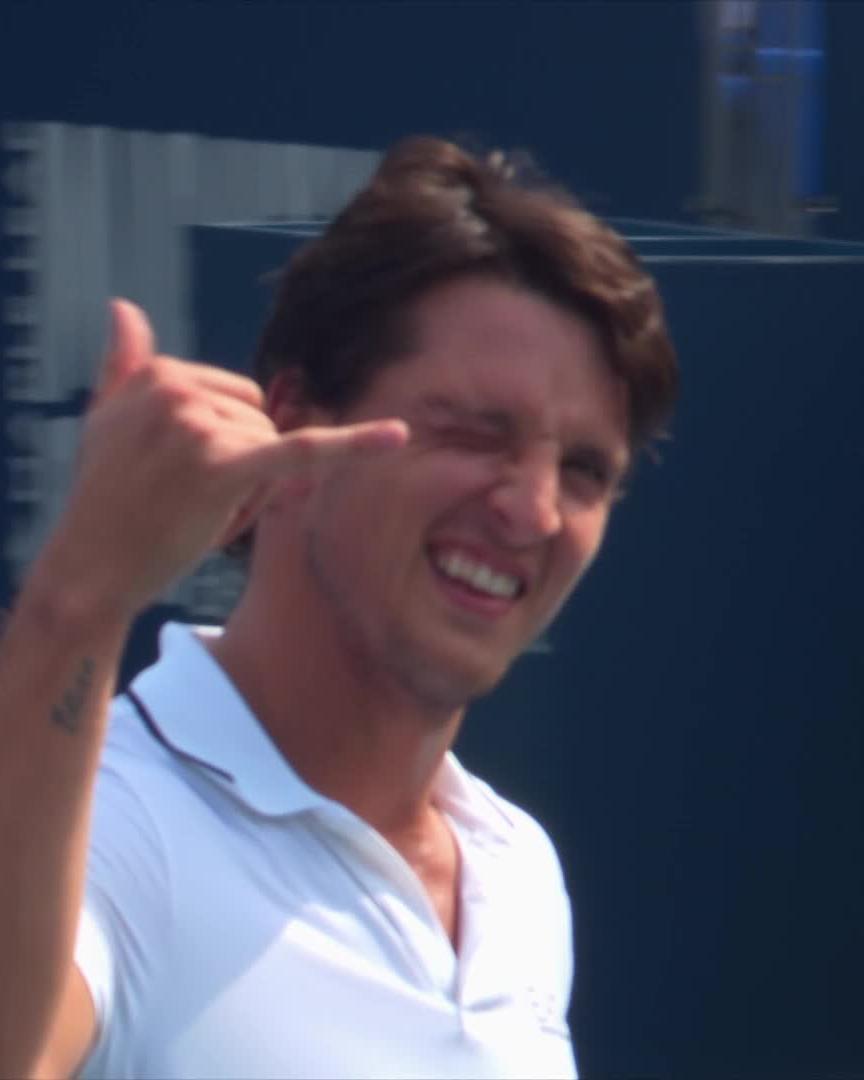 Darderi dialled in 📞 The Italian comes from behind to beat Shang 4-6 6-1 6-4! #NBO26
