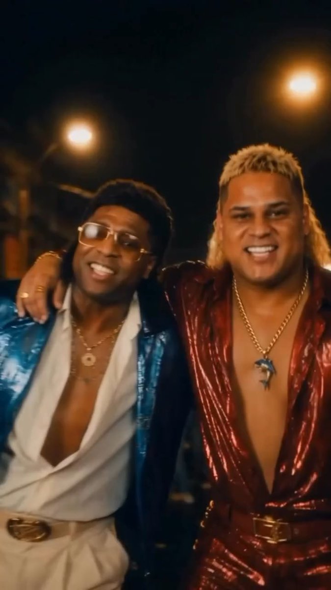 🚨 AGORA: MC RYAN SP MC Ryan SP lançou o clipe de “Cafajeste Chucro”, totalmente inspirado nos anos 90, e o vídeo já está viralizando nas redes sociais. Com um visual retrô e cenas bem-humoradas, o trabalho arrancou risadas dos fãs e rapidamente ganhou grande repercussão.