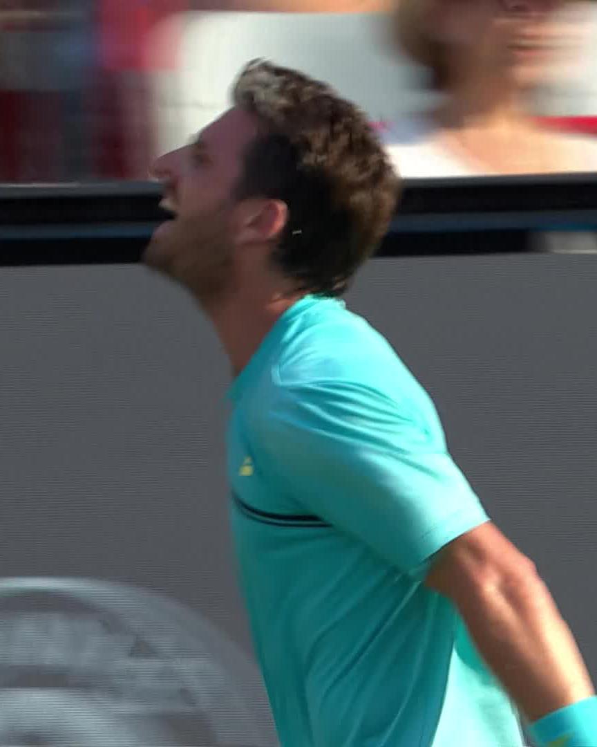 What a comeback, Cam 🤯 Norrie was 2-5 down in the 2nd set, and somehow wins it 7-6! Sensational! #NBO26