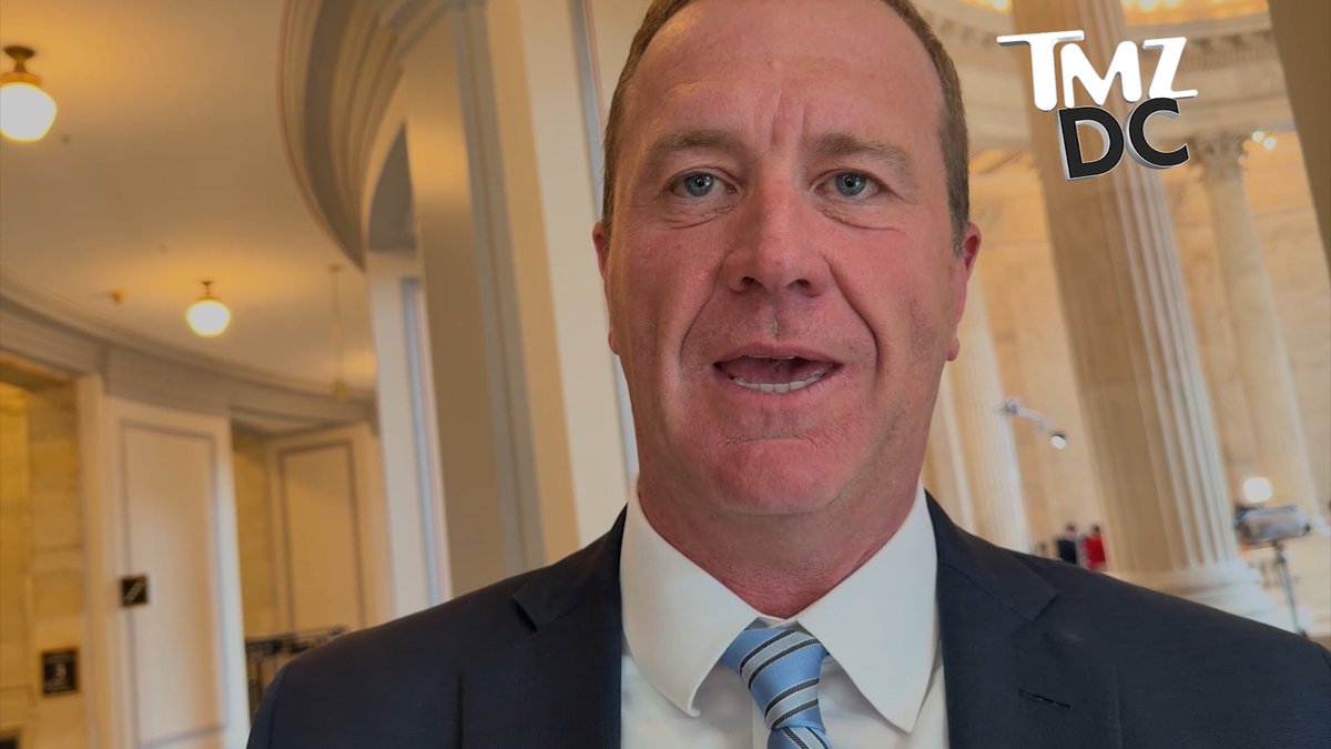Donald Trump is shockingly good at golf🏌️♀️⛳ ... and he never cheats, at least that's what Senator tells CHARLIE COTTON