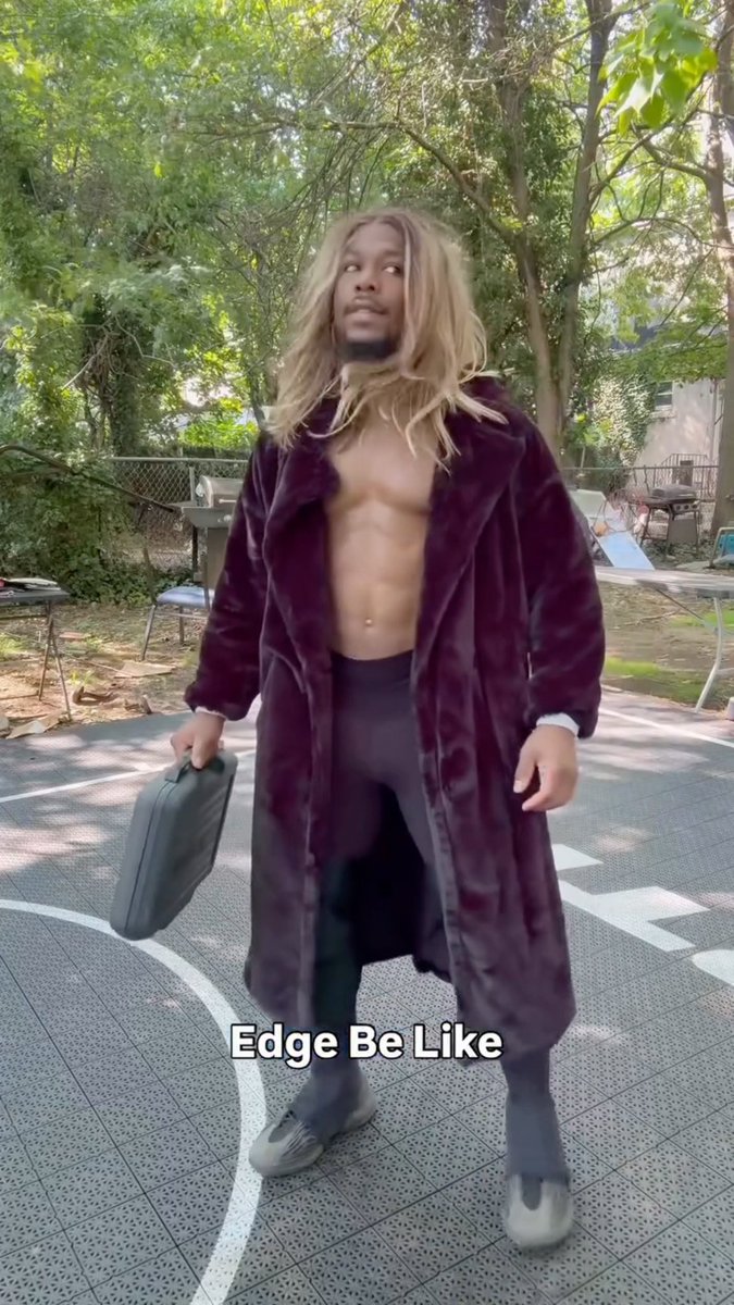 NAH HE MIGHT BE THE GREATEST WWE IMPERSONATOR OF ALL TIME 😭 The spears got me crying.