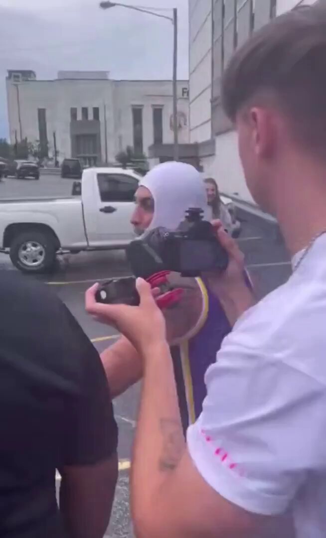 When shoe throwing goes wrong.
