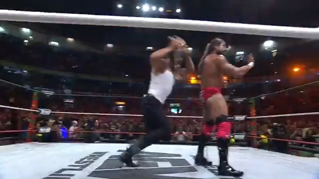 A returning Maxwell Jacob Friedman™️ left Andrade “El Idolo” The Real Latino Man! bloodied in Arena México before taking back the Dynamite Diamond Ring and vowing to win the Casino Gauntlet Match at #AEWAllIn London! Watch the #GrandSlamMexico replay RIGHT NOW on @HBOMax!