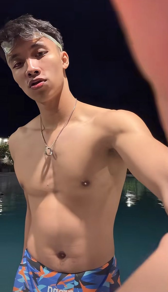 Yg segini ini pas, gak kegedean g terlalu kecil juga, di tambah aura tengilnya. 🤤 Cr: hananta