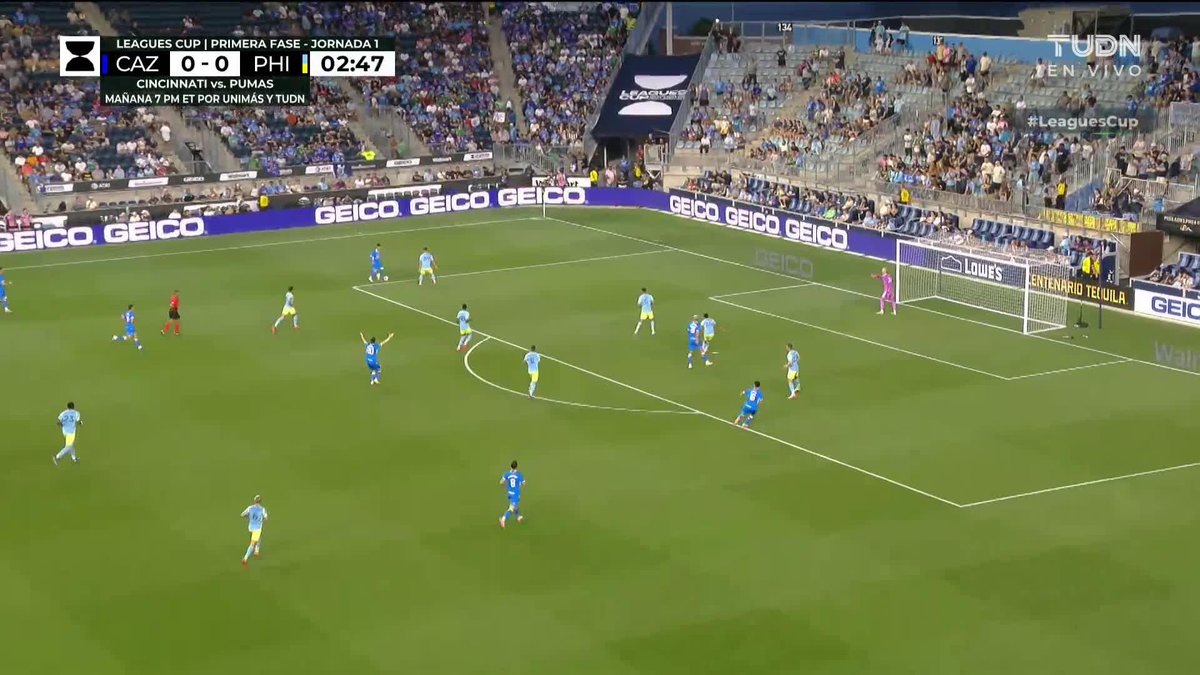 GOOOOOL DE CRUZ AZUL ¡AL MINUTO DOS! ⚽🚂 Gran jugada de La Máquina. Paradela remató a lo Messi para poner el 1-0