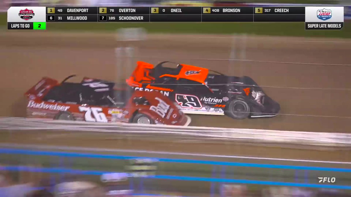 🔥 Photo finish between Brandon Overton and Jonathan Davenport to decide the #𝗟𝘂𝗰𝗮𝘀𝗗𝗶𝗿𝘁 🏁 heat race at Florence Speedway! #LucasDirt