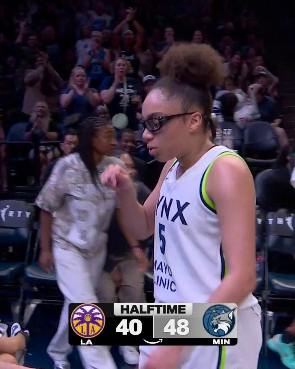 Talk that talk, rook 🔥 The reactions say it all 😂