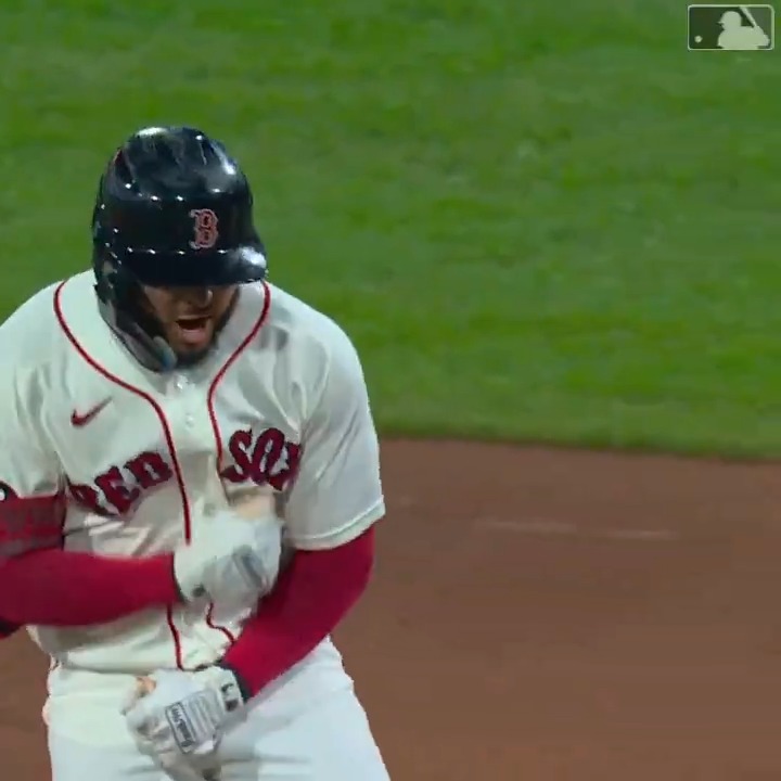 WILYER ABREU. TIE BALLGAME.