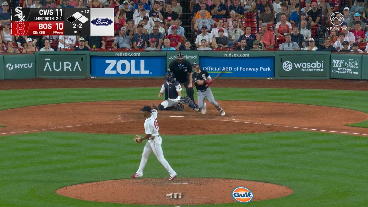 Jarren Duran throws out the runner at home to keep the deficit at one 🚀