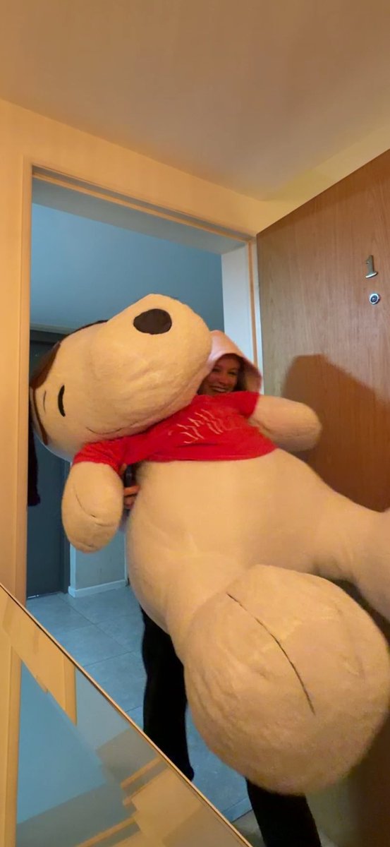 Lily apareció de sorpresa a las 00:00 así para mi cumple, TE AMO CON TODO LO QUE SOY LYNETTE LADELFA TE AMO INFINITO Y MÁS ALLÁ