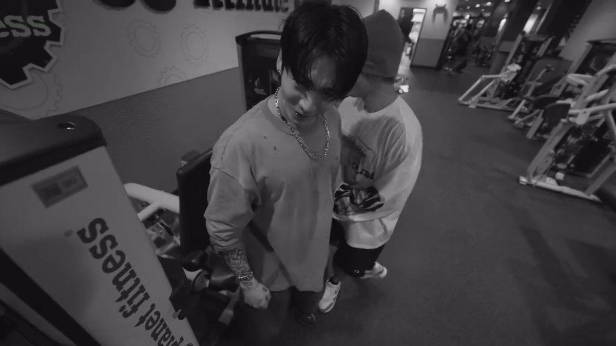 jungkook posted the full vlog of him, hobi &amp; taehyung at the gym!