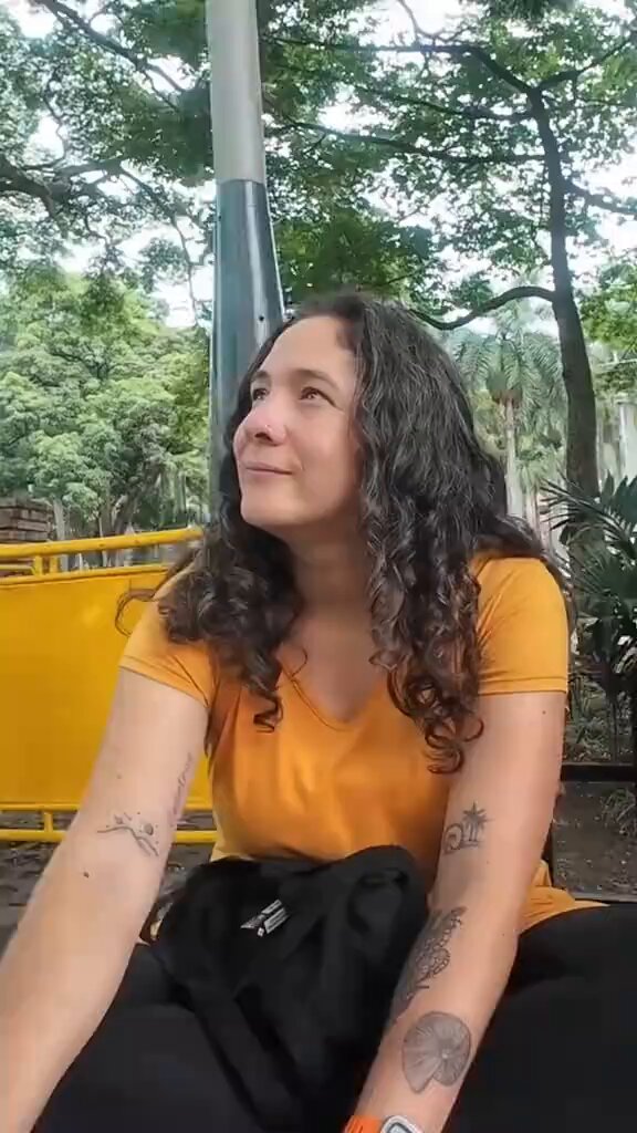 Esto es lo que le piden algunos caleños a Abelardo. Es increíble hasta dónde llega la ignorancia y el nivel de adoctrinamiento: genuinamente piensan que hubo fraude solo porque Petro lo dijo. Hay que rescatar a Cali. Lo que hace hoy Abelardo De La Espriella es el primer paso. 🇨🇴