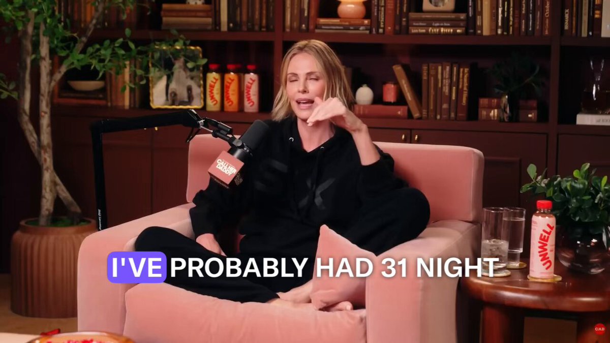 Charlize Theron once revealed she had a one-night stand with a 26-year-old that was “really f*cking amazing.” “I’ve probably had three one-night stands in my entire life.” “I’ve never done that. I was like, ‘Oh, this is great. OK.’”