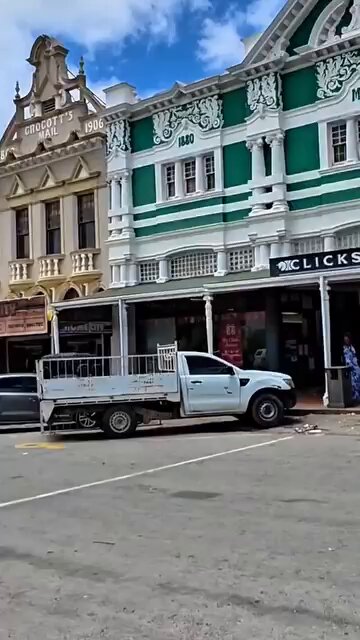 What ANC did to Grahamstown cannot be unseen. Leaving a town with so much heritage to decay while pouring millions into a name change. Diabolical! Makhanda is a shadow of its former glory, not even the ones who voted for the name change want to live in the dilapidated ANC town.