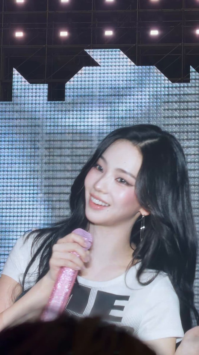 โอ้โหหห พี่น่าจอโกชอคโดม โคตรสวย 😭