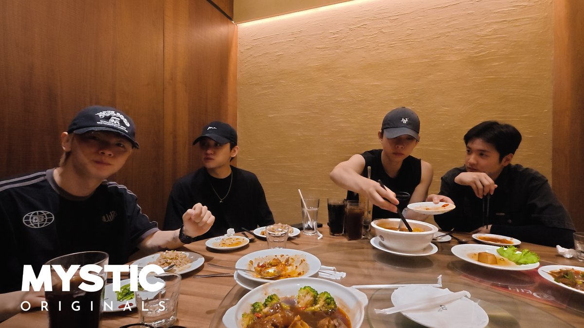 [#LUCY] [Behind] LUCY 9TH CONCERT 'ISLAND' In TAIPEI 하러 갔다가 제대로 즐기고 옴 🔗 #루시 #LUCY #신예찬 #최상엽 #조원상 #신광일 #ISLAND