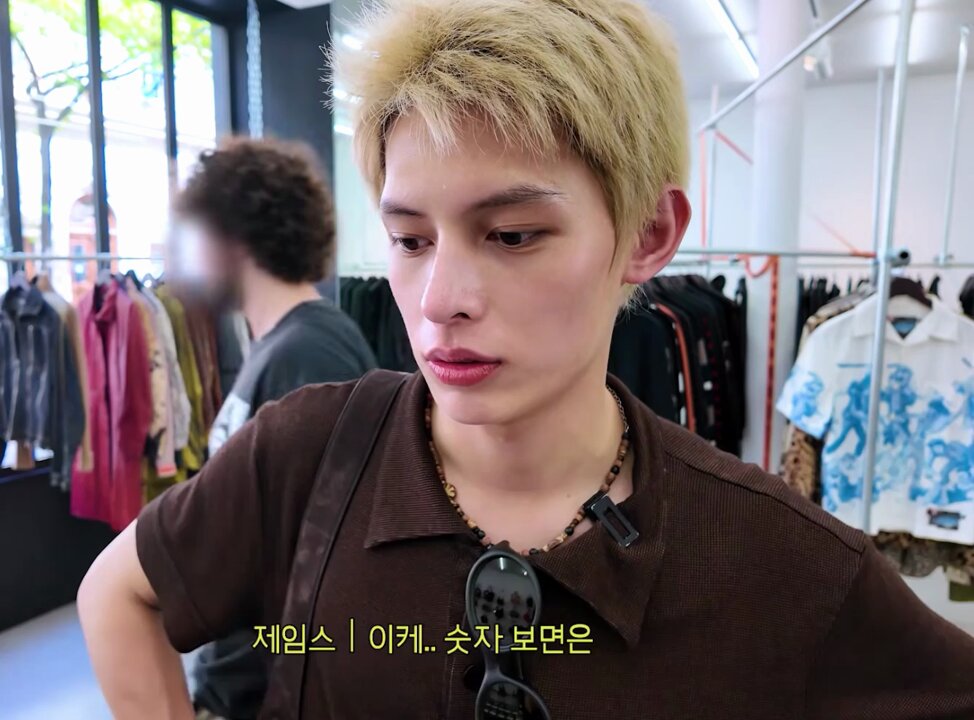 james representing all the broke people rn 😭😭😭 🦅: when i look at the numbers, i end up not liking it 🦅: oh pretty! pretty... up to here 🦅: pretty *pretends to look at the price tag* 🦅: huh? not pretty