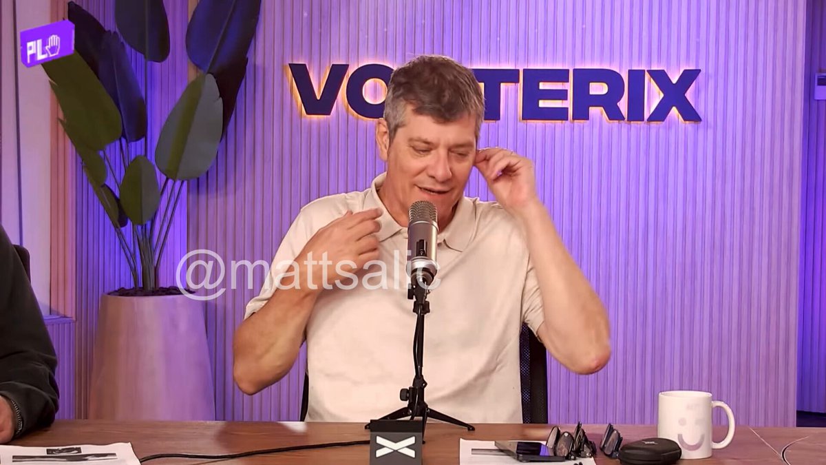 🥊Duka invita a pelear a Pergolini por burlarse de él. La liga Luquitas también jaja 🗣️"Che, Vergolini, si me querés decir algo y tenes los huevos que hay que tener, decime donde voy y me lo decís en la cara" 🗣️"A vos también Luquitas Rodríguez, cualquier cosa que me quieran decir me dicen a donde voy, nos encontramos y me lo dicen en la cara, o se ríen en la cara" 🗣️"Claro, Pergolini está nervioso porque yo apoyo a Román Riquelme, entonces se ponen loquitos los privatizadores"